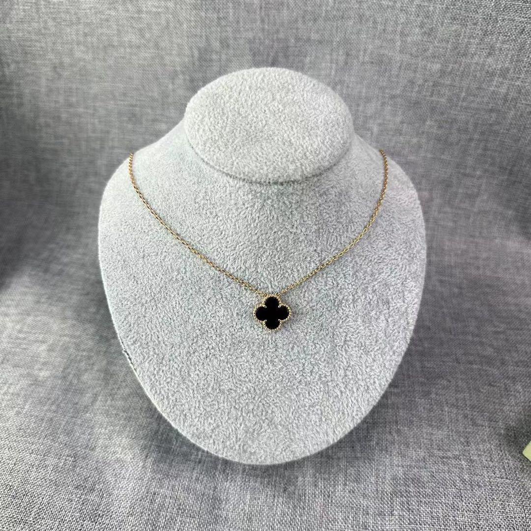 美品 ヴァンクリーフ&アーペル ネックレス