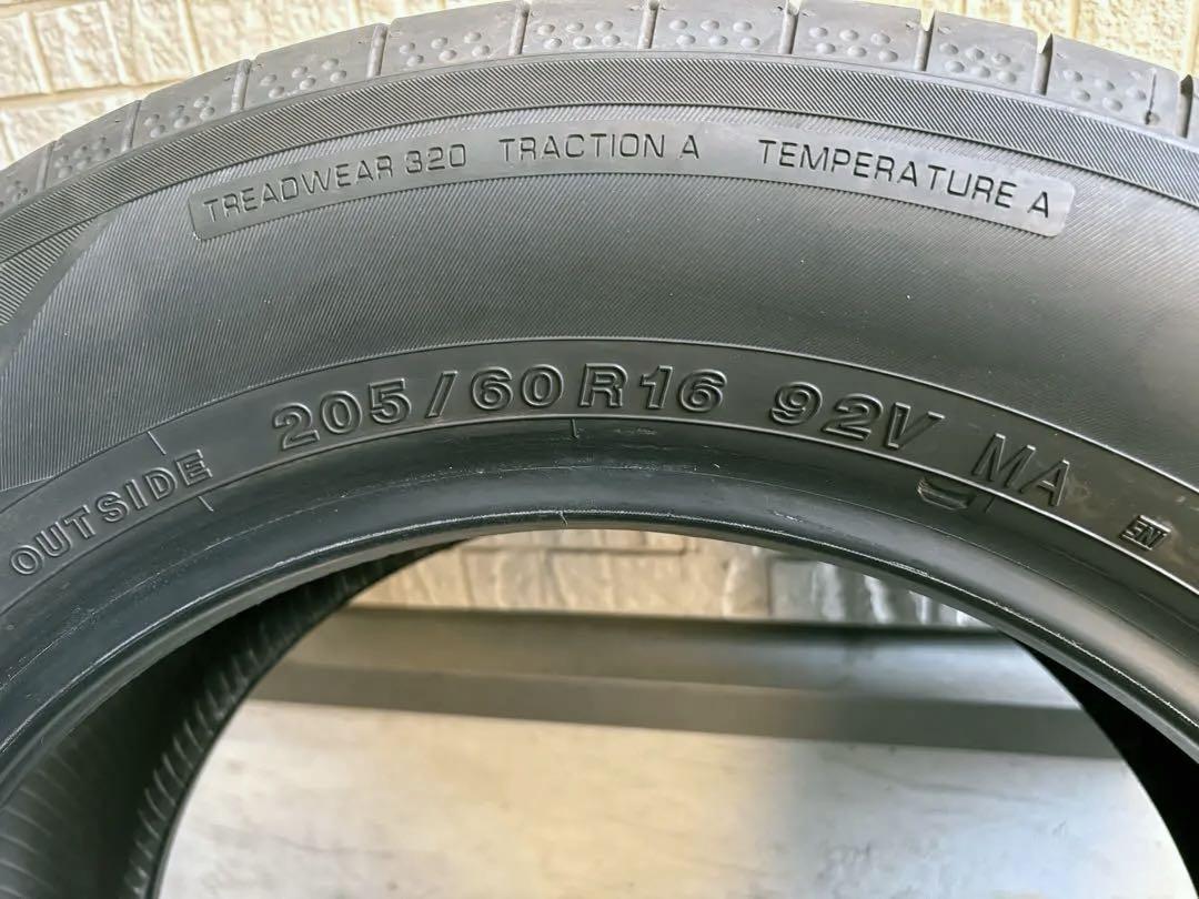 ①【バリ溝・国産】205/60R16 ヨコハマ BluEarth-GT AE51