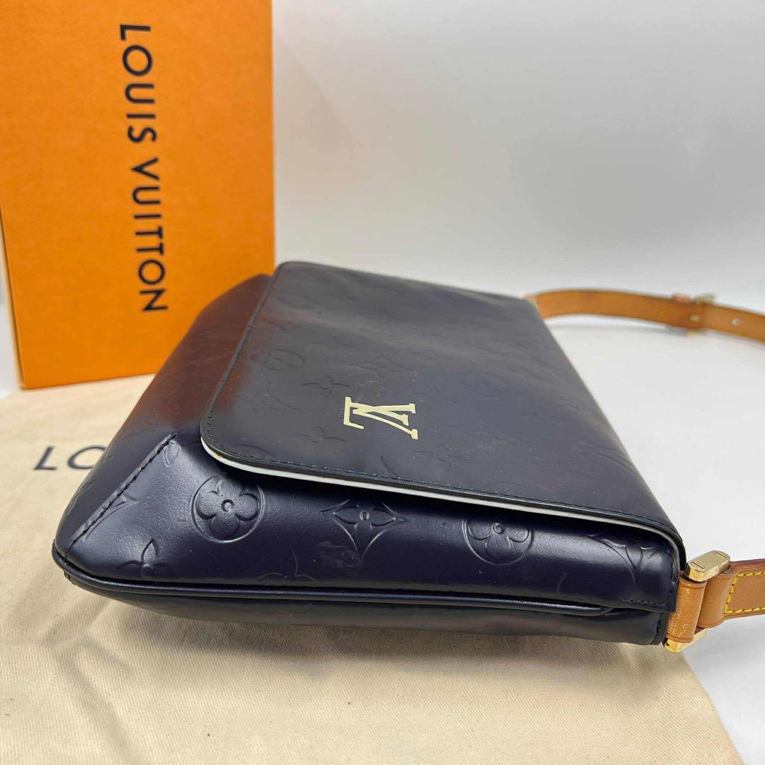 限定価格　極美品　ルイヴィトントンプソンストリート　ライン ショルダーバッグ