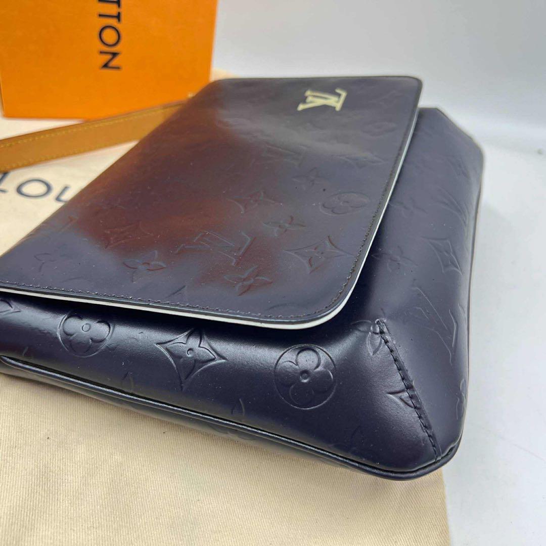 限定価格　極美品　ルイヴィトントンプソンストリート　ライン ショルダーバッグ