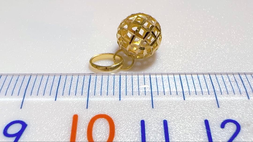 K18 透かしボールモチーフ ネックレストップ K18 透かしボールモチーフ ネックレストップ