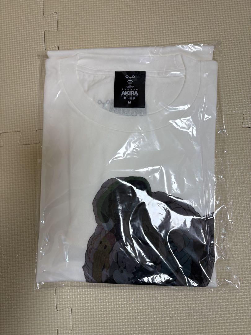 冬ギフト セ AKIRA 新品未開封 セル画展 おまけ付き Mサイズ Tシャツ 限定 Tシャツ・アパレル