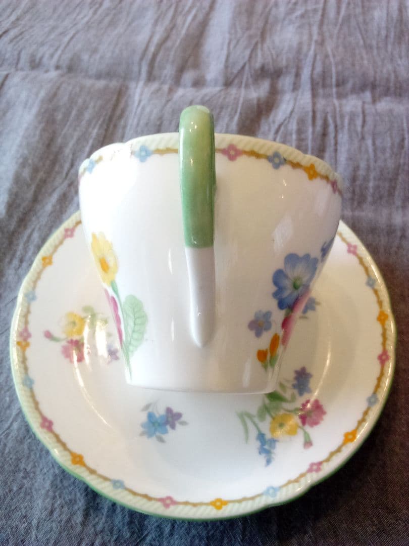 イギリス シェリ— ティートリオ (ケ—キ皿付き) ビンテージ