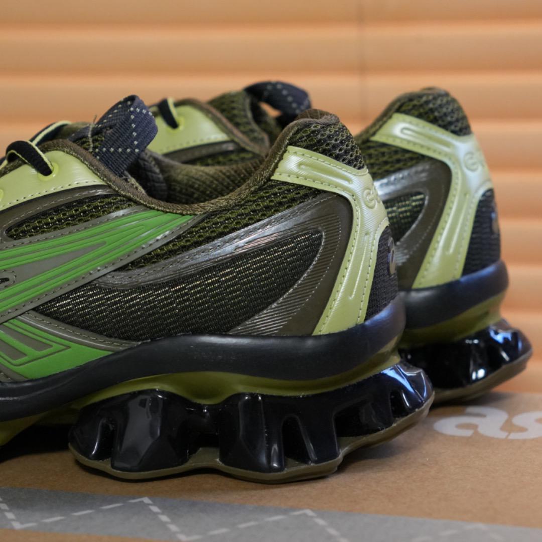 新品 ASICS US5-S GEL QUANTUM KINETIC 26.5