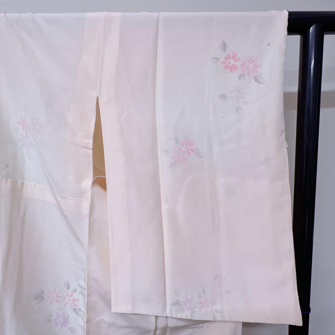 【ギフト】 襦袢 111t 着物 ピンクベージュ 紫 赤 花模様 着物・浴衣