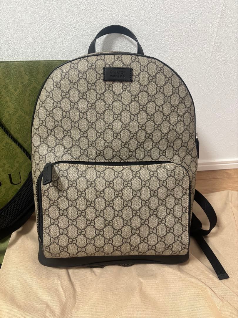 GUCCI GGスプリーム リュック バックパック 黒