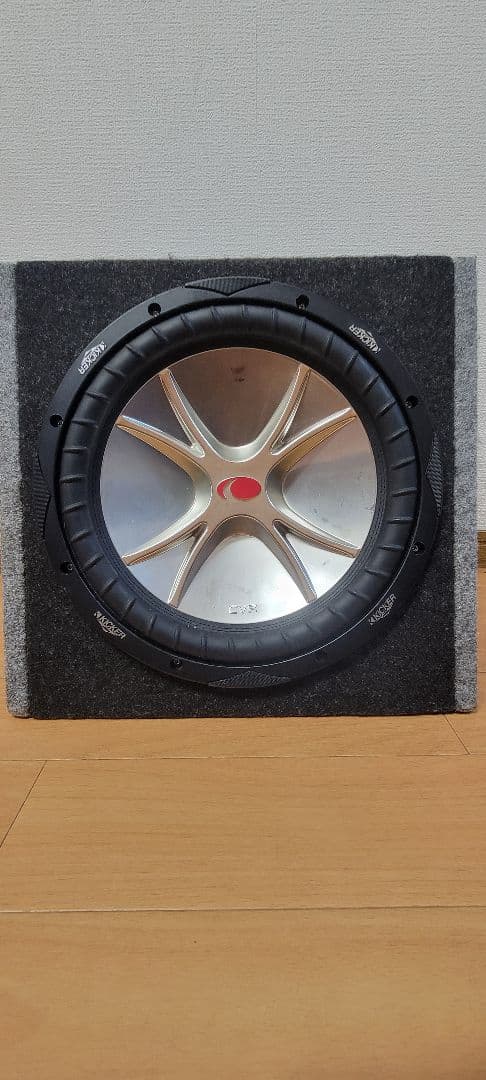 KICKER 12インチ ウーファーボックス