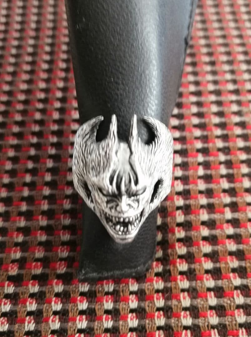 デビルマンリング。 interomega.co.rs