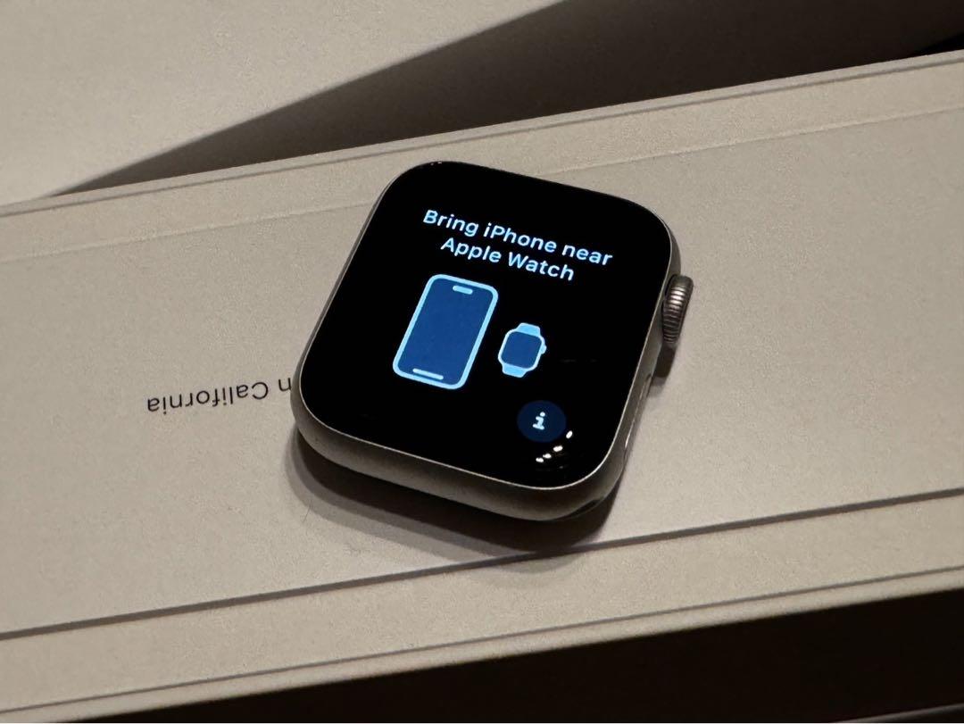 Apple Watch Series 4 シルバー 40mm GPSモデル