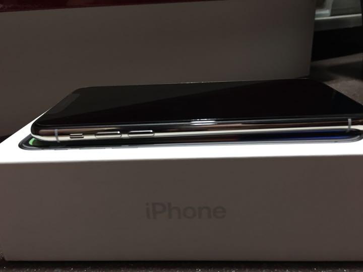 HOT低価 iPhoneX 256GB SIMフリー 新品同様 Ve6w5-m92273143297 総合1位