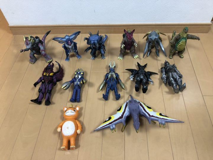 高質で安価 ウルトラマン 怪獣 ソフビ 13体セット 美品 コスモス ティガ ダイナ 速達メール便送料無料 高質で安価 ウルトラマン 怪獣 ソフビ 13体セット 美品 コスモス ティガ ダイナ 速達メール便送料無料