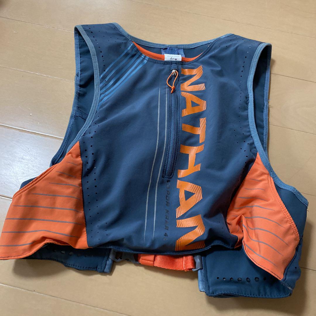 トレイルランニング 、ランニングザック NATHAN ベイパーカー 2.0 4L