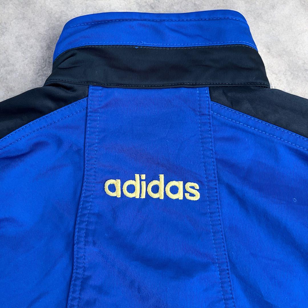 adidas トラックジャケット