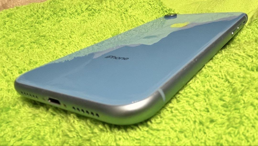 【超美品】iPhone XR 本体　ブルー