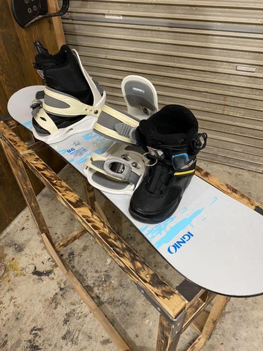 12800円 オーバーのアイテム取扱☆ スノーボード DFLY148.5cm バインディング バッグ BURTON 12800円 オーバーのアイテム取扱☆ スノーボード DFLY148.5cm バインディング バッグ BURTON