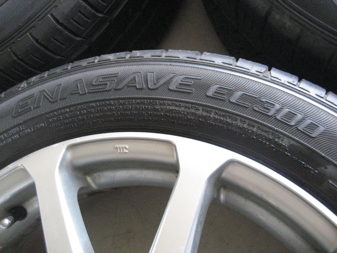 y*u様 スパルコ　17インチ　114.3　5穴　+48　215/50R17　ア
