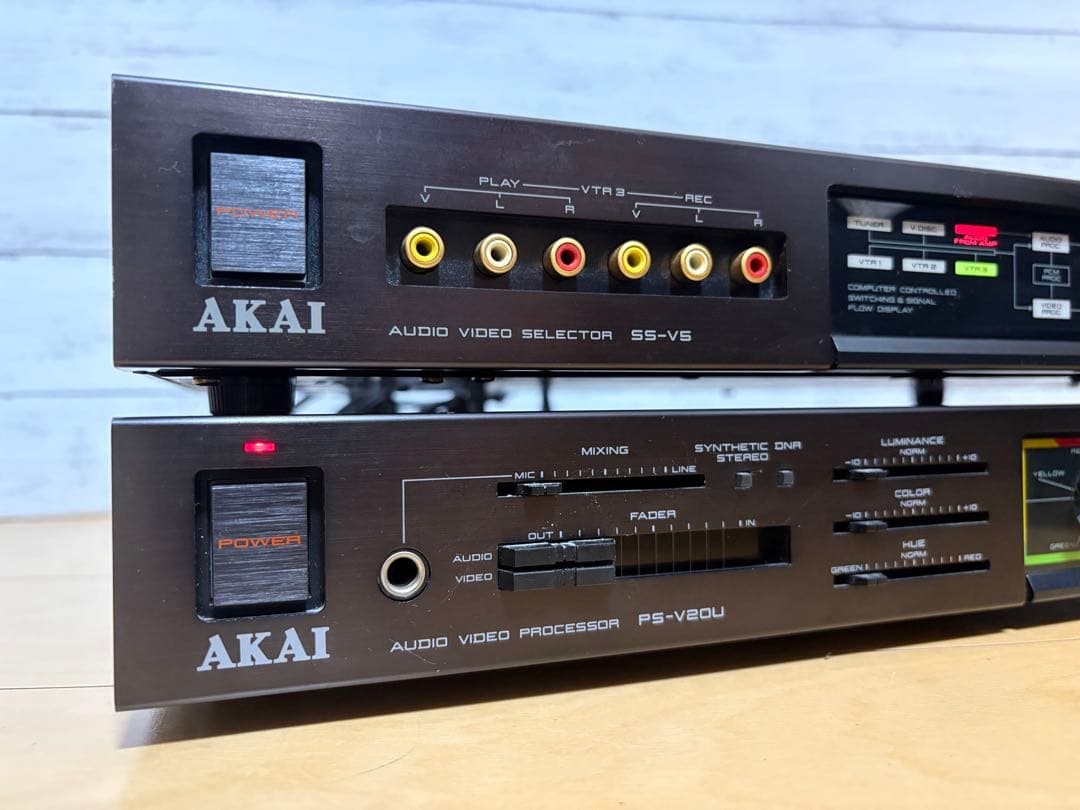 【通電OK】AKAI SS-V5 PS-V20U ビデオプロセッサー/セレクター 【通電OK】AKAI SS-V5 PS-V20U ビデオプロセッサー/セレクター