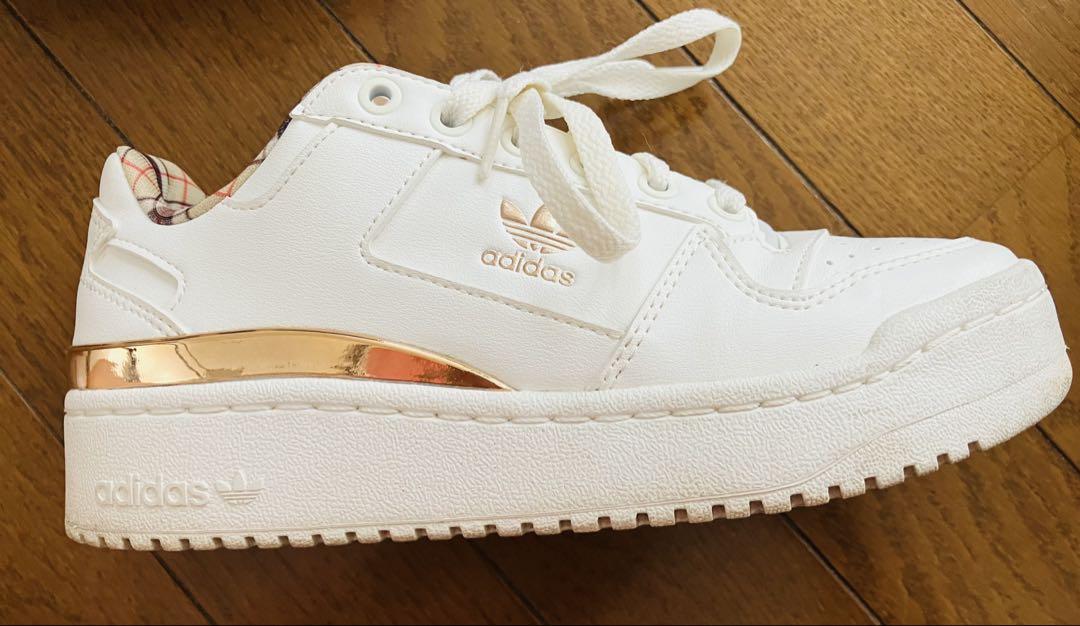 adidas ホワイト スニーカー 4 1/2