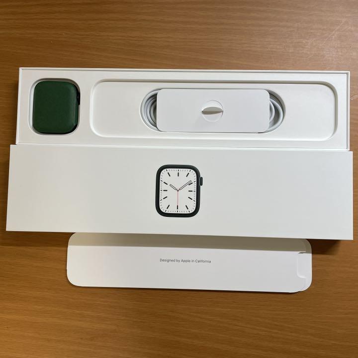 となります Apple Watch 7 45mm アルミ クローバー V8f1F-m92331788858 ブランド