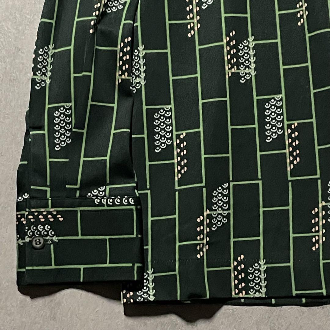 【美品】柄シャツ　ハーフボタン　サラサラ素材 オープンカラー　ヒッピー　S 緑