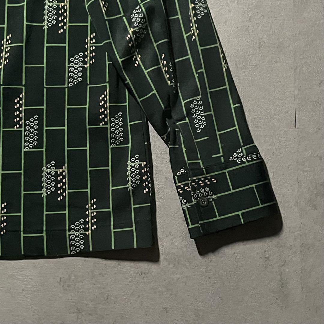 【美品】柄シャツ　ハーフボタン　サラサラ素材 オープンカラー　ヒッピー　S 緑