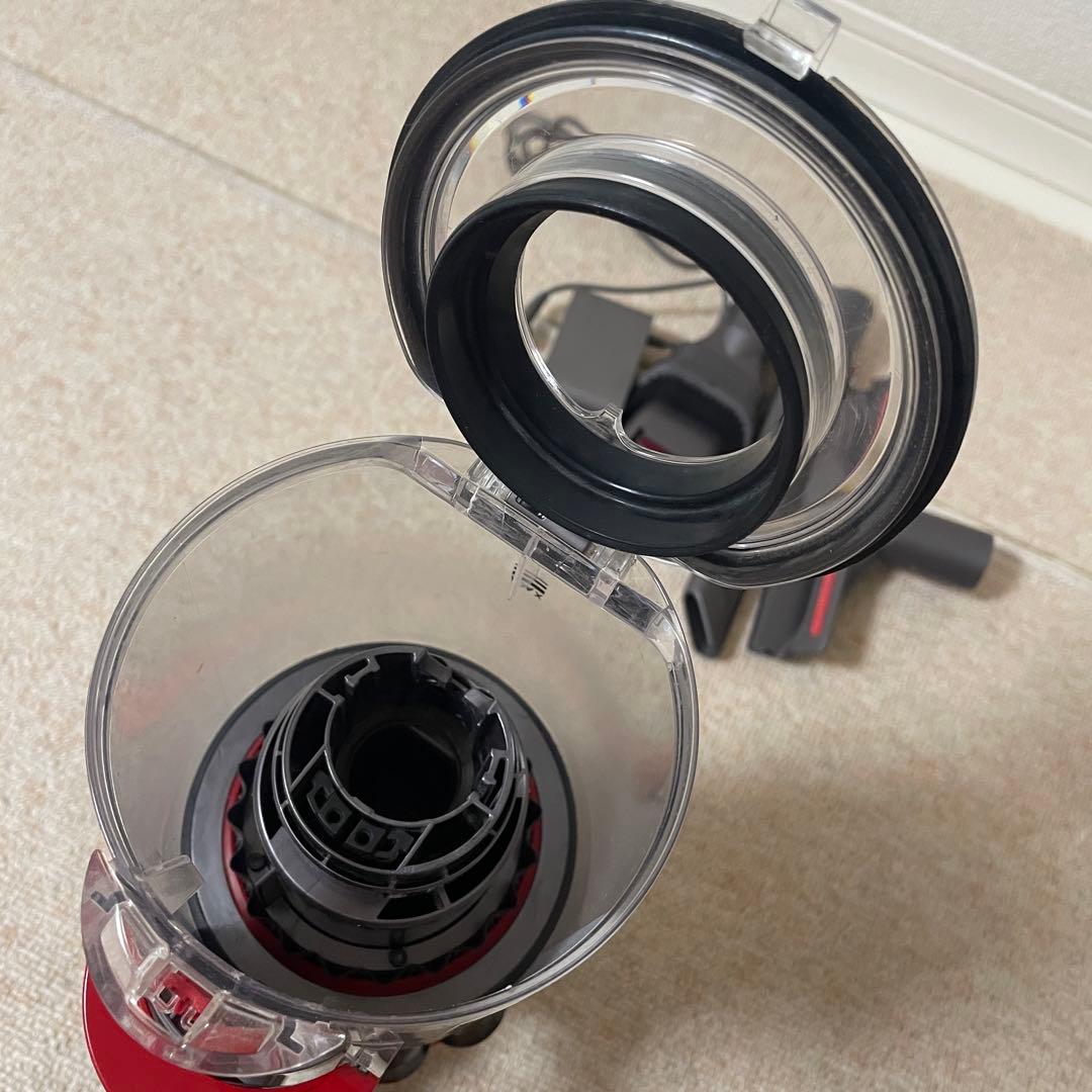 Dyson ダイソン SV12 コードレス掃除機 付属ノズル付き Dyson ダイソン SV12 コードレス掃除機 付属ノズル付き