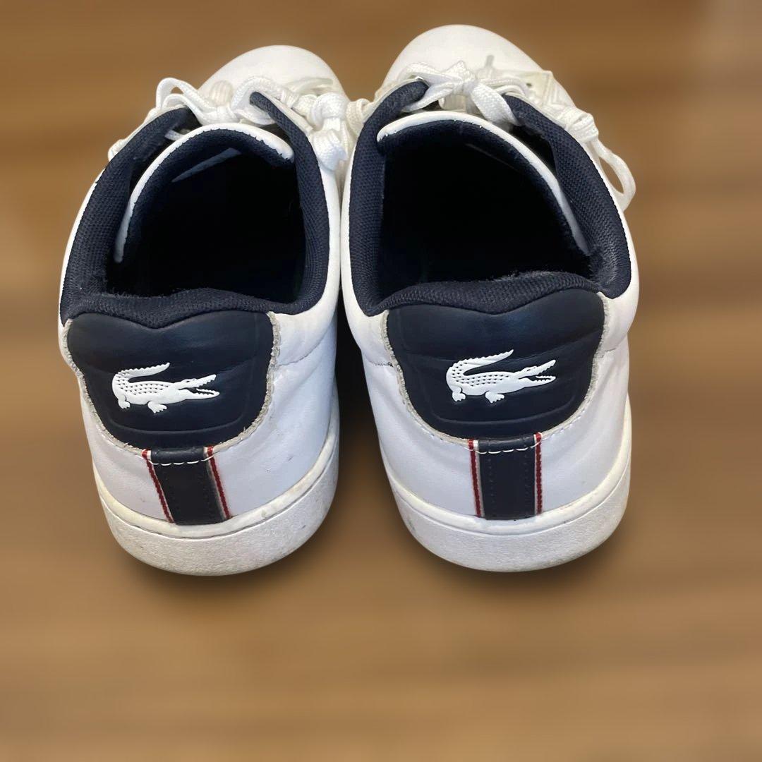 LACOSTE ホワイトレザーシューズ