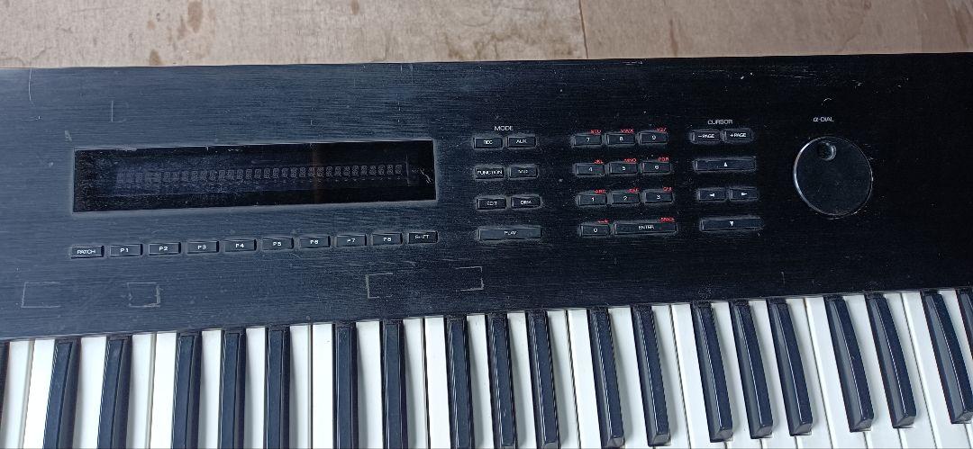 Roland S-50 シンセサイザー 61鍵 Roland S-50 シンセサイザー 61鍵