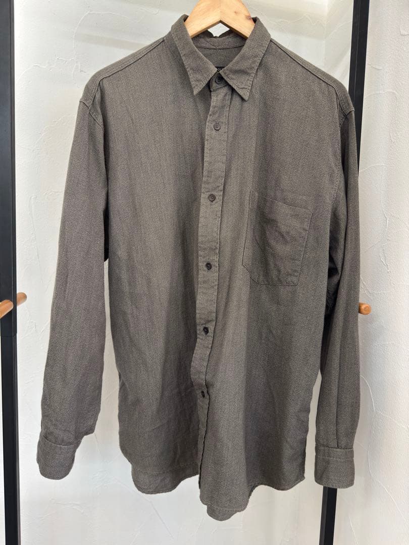 comoli 21ss ヨリ杢 size3 レギュラーカラーシャツ comoli 21ss ヨリ杢 size3 レギュラーカラーシャツ