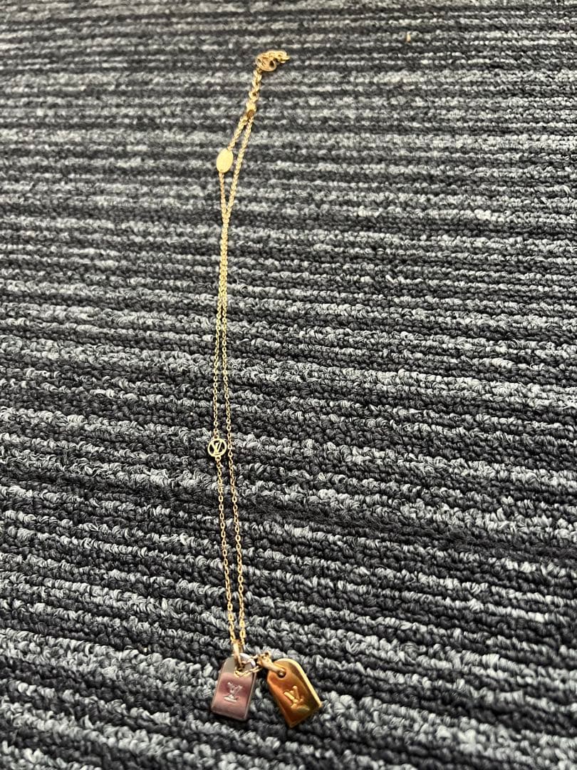 ヴィトン   ネックレス 
