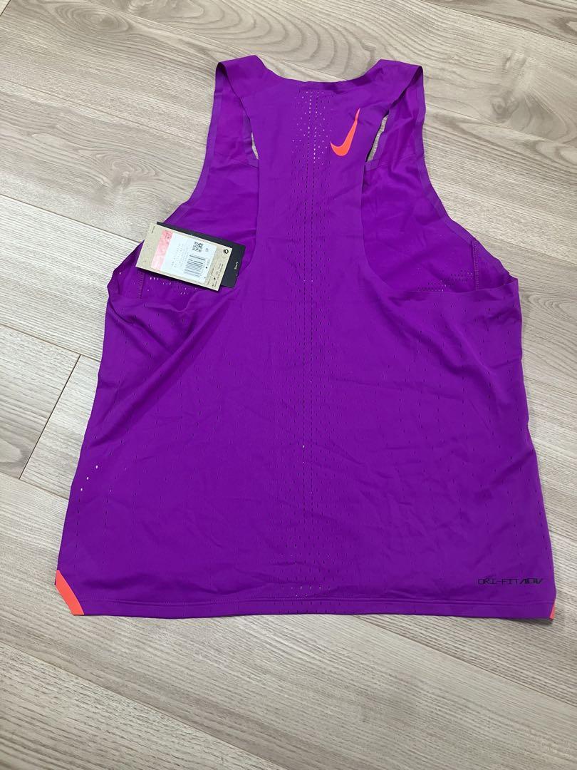 新品未使用　Nike 紫色 シングレッド　サイズL