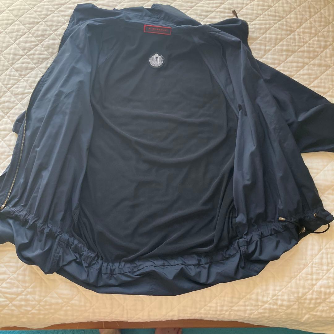 Gianfranco Ferre軽量ブルゾン