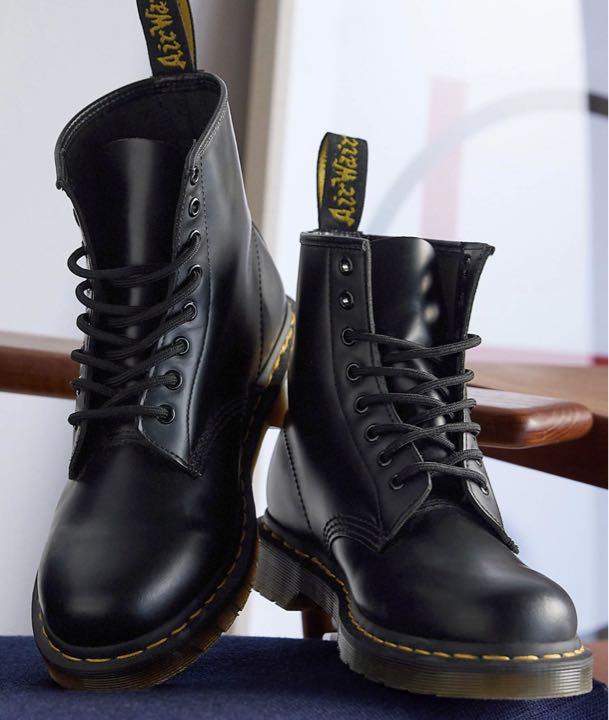 お歳暮 2025 大人気 Dr.Martens 8ホール ブーツ 箱あり 靴