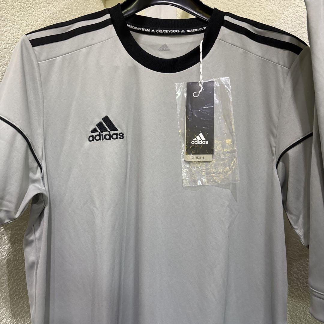 サッカーアディダスユニフォーム新品