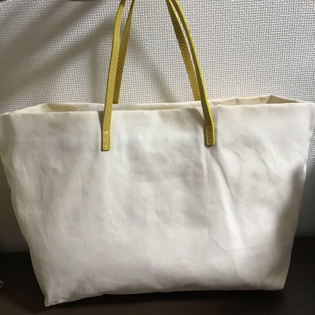 ☆開店セール☆ 未使用品 美品 フェンディ リアルパイソン×キャンバス トート③
