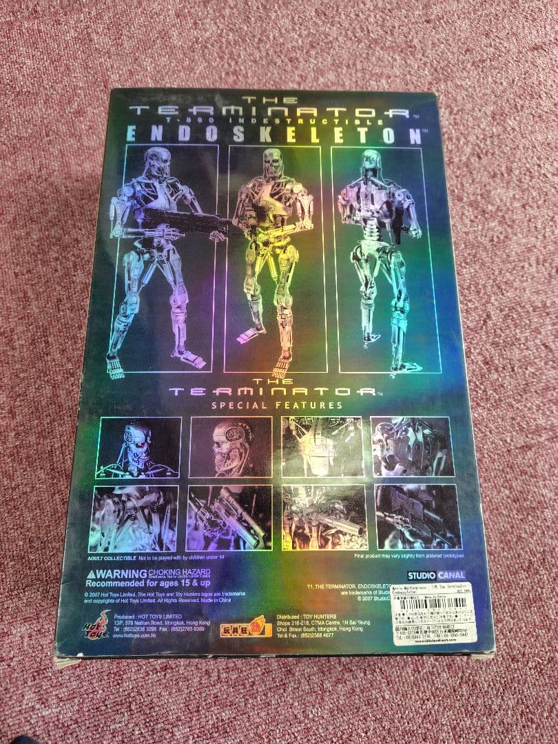 T-800 Indestructible Endoskeleton フィギュア