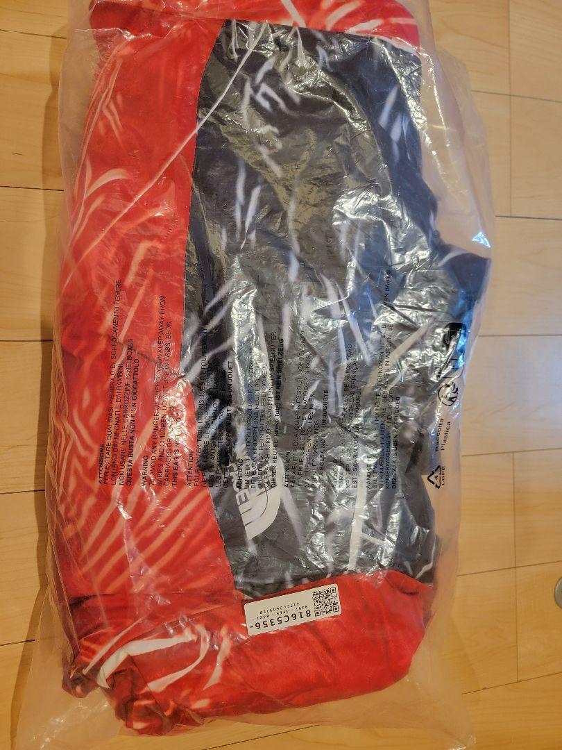 Lサイズ North Face × Supreme ダウン