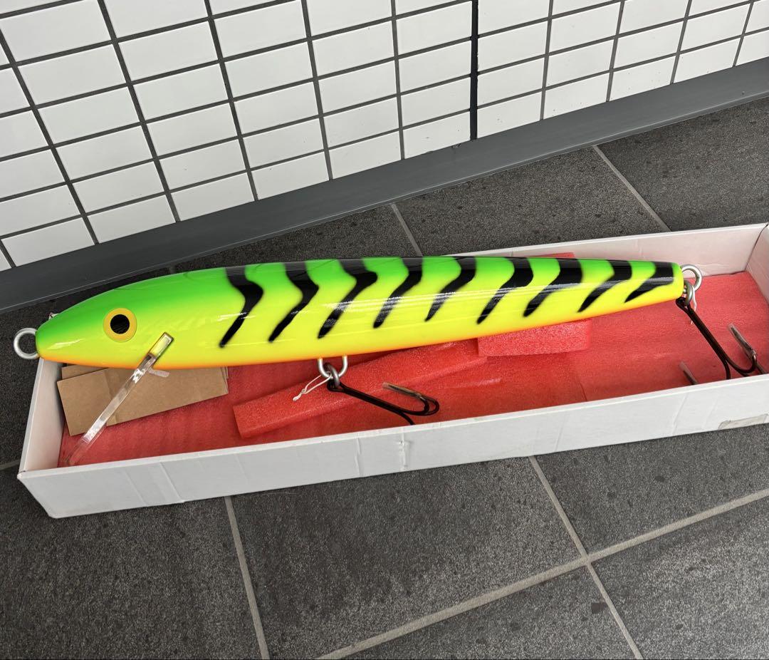 ラパラ　ジャイアントルアー　70cm