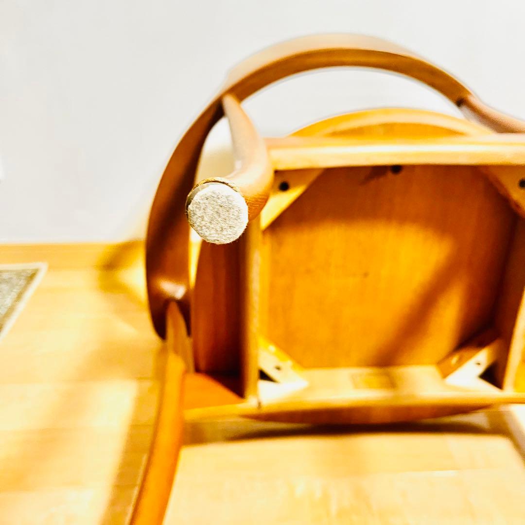 飛騨産業 HIDA クレセントアームチェア ウォールナット キツツキ MARWIL-DEMENAGEMENTS_CH