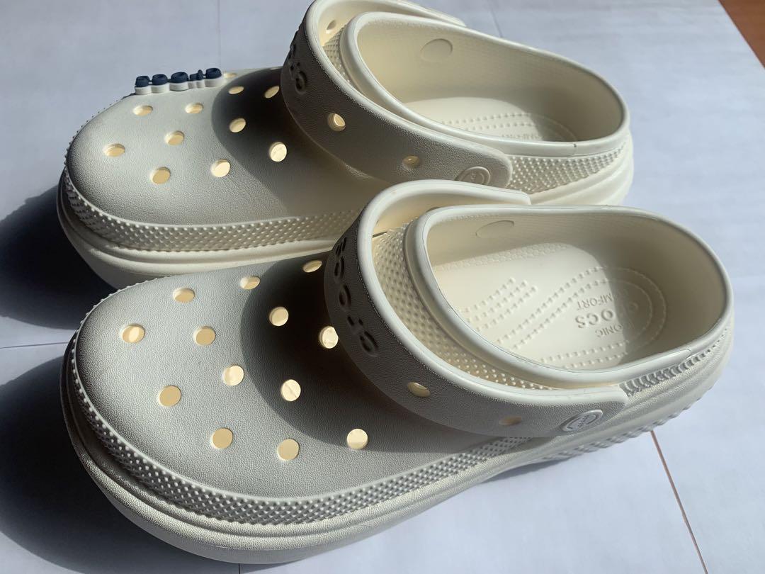 Crocs クロッグサンダル 白　厚底