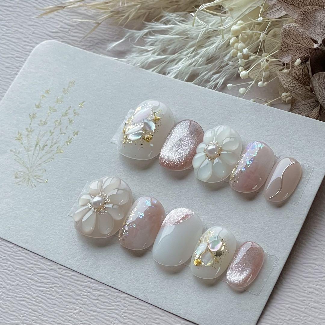 現品】ぷっくりフラワーネイル ネイルチップ くすみピンク ニュアンス