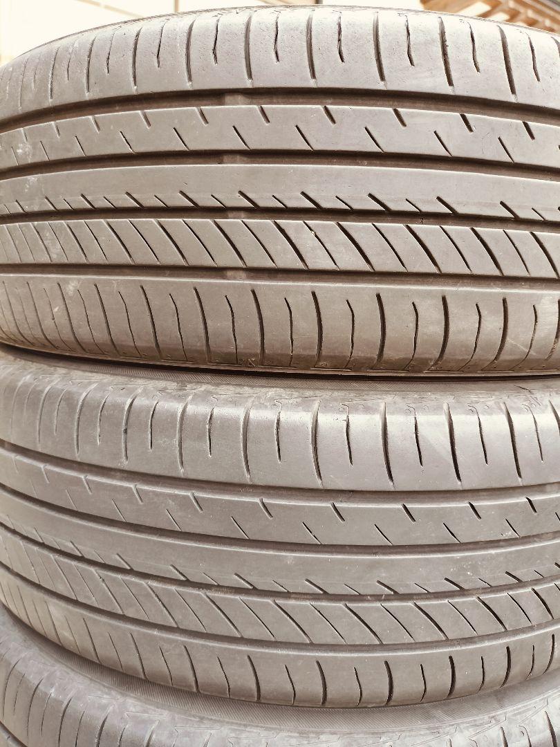 ヨコハマ アドバン デシベル 165/55R15 　ADVAV db V552