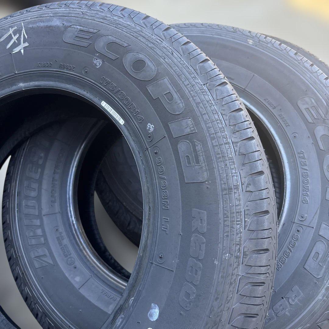日産NV200バネット 新車取り外し4本175/80R14 2025年製造バリ山