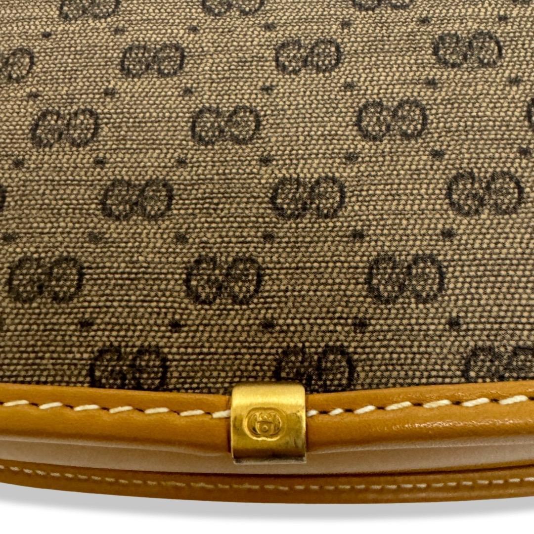 GUCCI マイクロGGショルダー