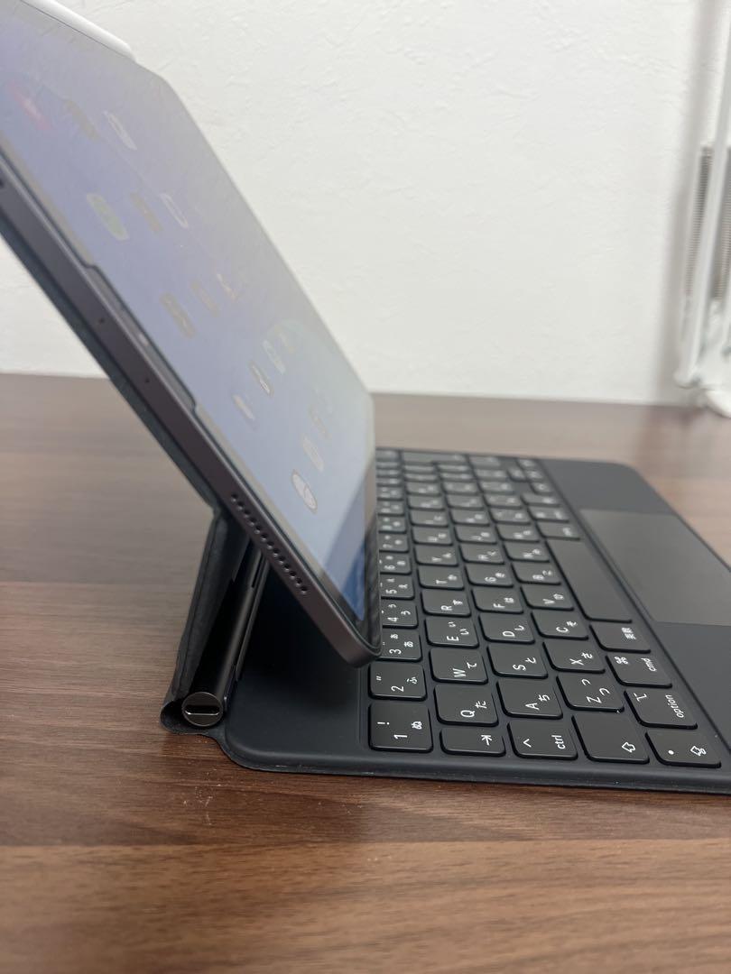 冬ギフト  Apple純正iPad Magic Keyboard 動作確認済み 早い者勝ち iPadアクセサリー
