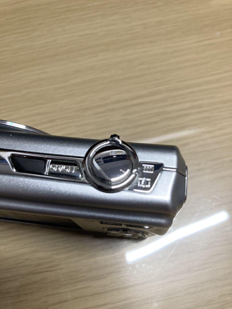 デジタルカメラ FUJIFILM FINEPIX F100fd