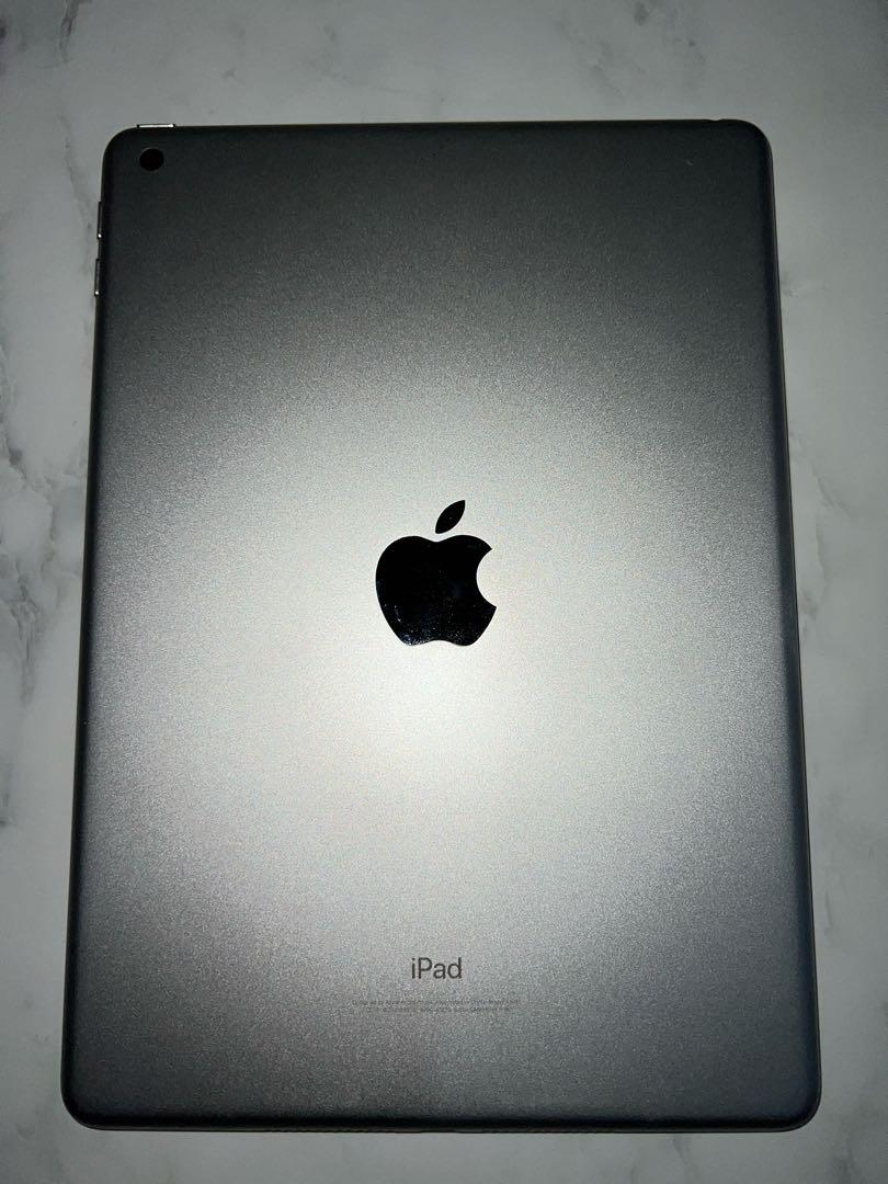 美品　iPad 第6世代　32GB Wi-Fiモデル　シルバー