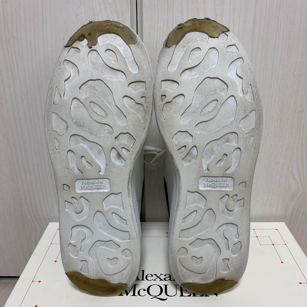 ALEXANDER McQUEEN