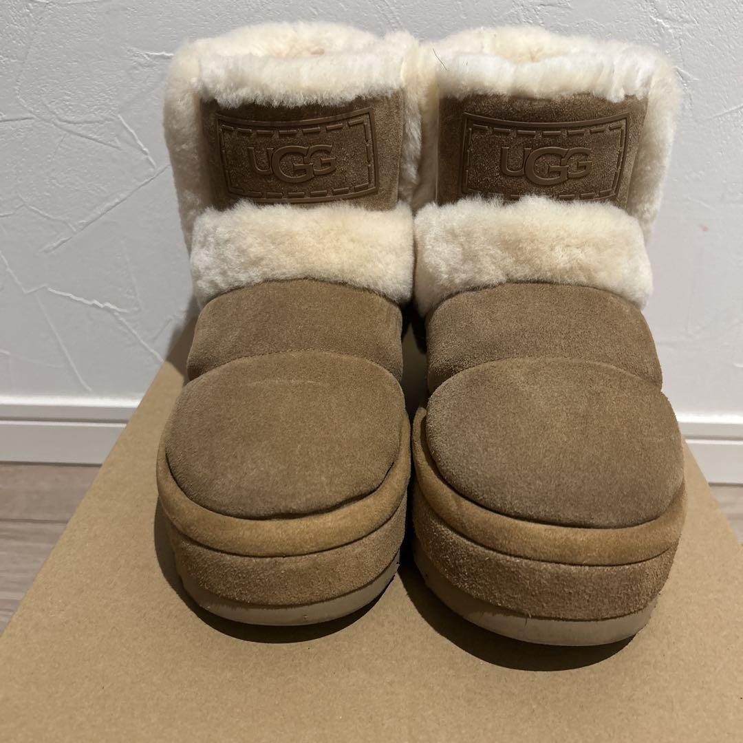 UGG CLASSIC