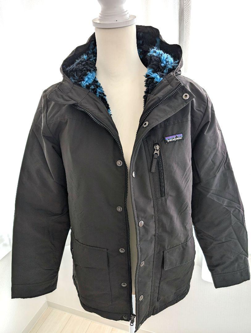 【極美品】着用2回　Patagoniaマウンテンパーカー☆